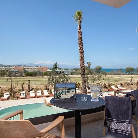 Nalu & Adults Only Hotel Rétino